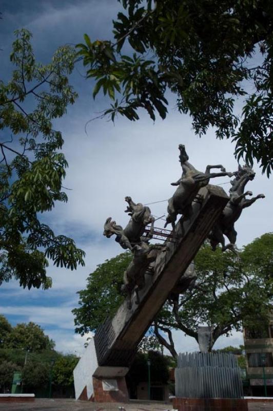 Monumento a los Potros, Neiva, Colombia