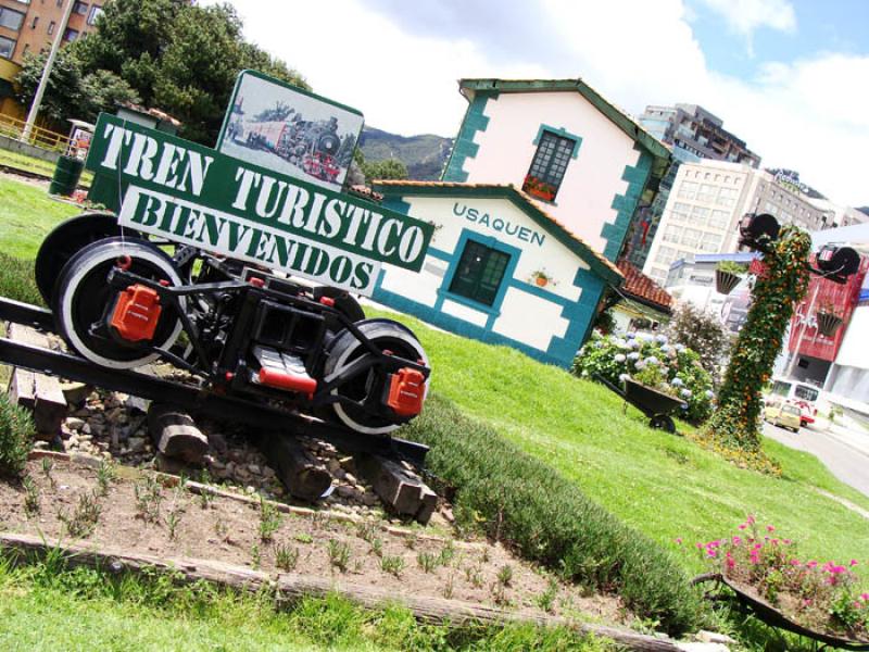 Estacion de Usaquen, Bogota, Cundinamarca, Colombi...