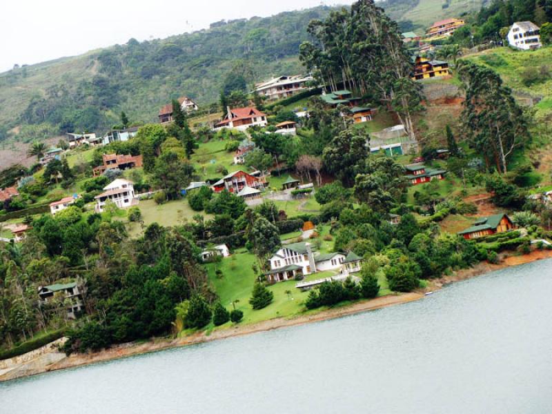 Lago Calima, Darien, Valle del Cauca, Colombia