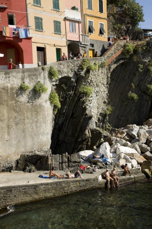 Manarola, Cinque Terre, Liguria, Italy, Europa Occ...