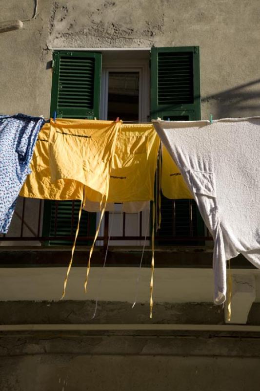 Ventana de Cinque Terre, Liguria, Italy, Western E...